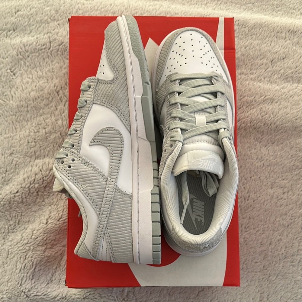 Nike White and light silver dunk Low new in box size 8